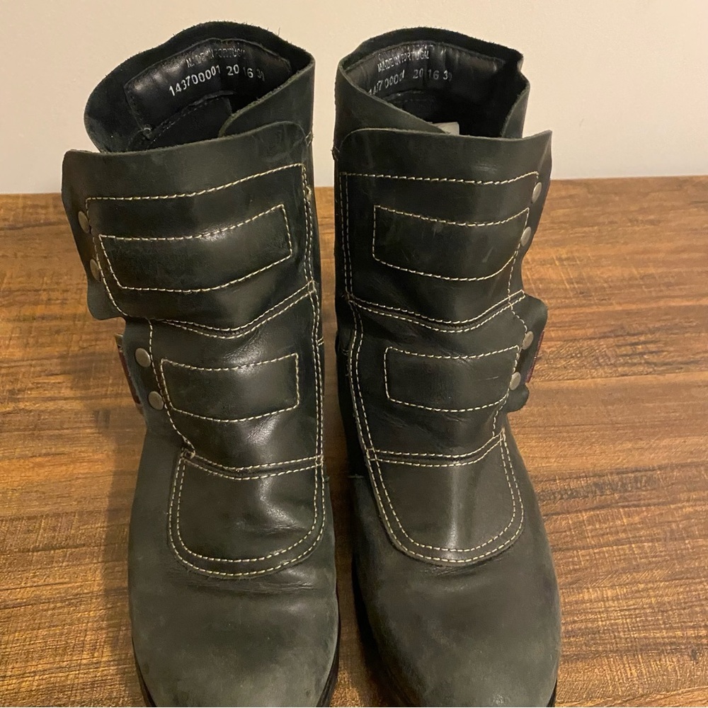 Fly London Black Leather Seli Engineer Boot size 39 - Picture 7 of 11